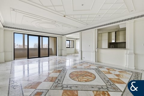Appartement à PALAZZO VERSACE à Culture Village, Dubai, 2 chambres, 346 m², № 99010