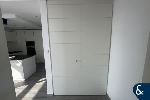 Apartamento en Jumeirah Village Circle, Dubai, 1 dormitorio, 87 m², № 98984 - foto 3