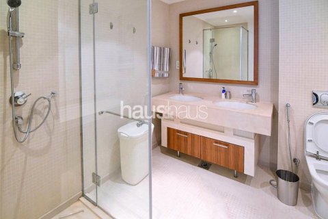Снять в аренду квартиру в Дубай Марине, Дубай: 2 спальни, 145м², № 45131 - фото 12