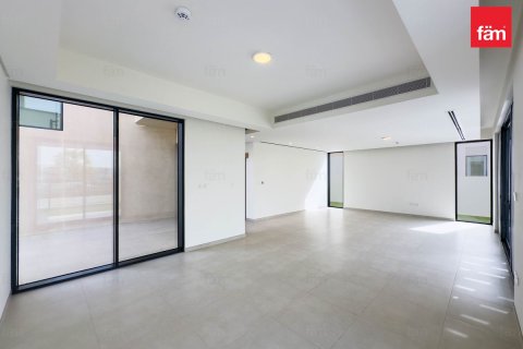 Villa en Dubai, 4 dormitorios, 504.7 m², № 77940 - foto 4