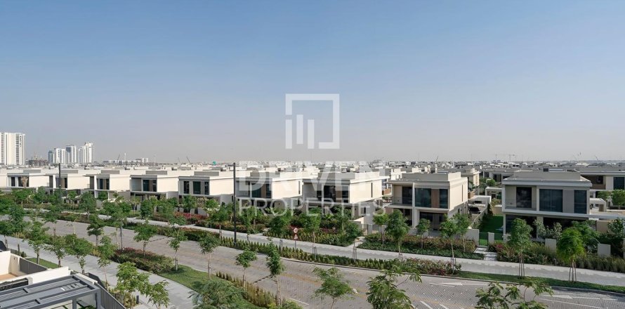 Townhouse in Tilal Al Ghaf, Dubai 4 bedrooms, 218.97 sq.m. № 126993
