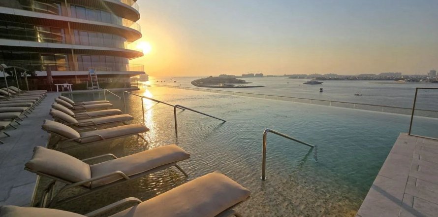 Apartment in Dubai Harbour, Dubai 2 bedrooms, 122.1 sq.m. № 9919