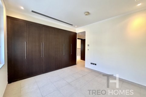Купить виллу в Regional, Jumeirah Park, Дубай: 3 спальни, 285м², № 13383 - фото 15