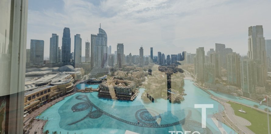 Квартира в Бурдж-Халифе, Дубай, 2 спальни, 144м², № 13391