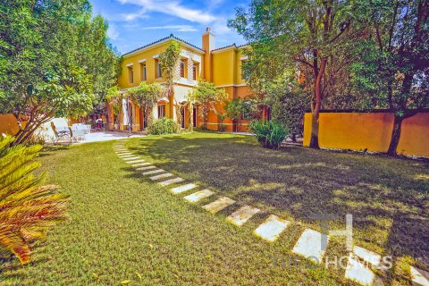 Villa à Arabian Ranches, Dubai, 4 chambres, 273 m², № 13381 - photo 1