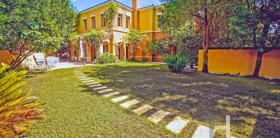 Villa à Arabian Ranches, Dubai, 4 chambres, 273 m², № 13381