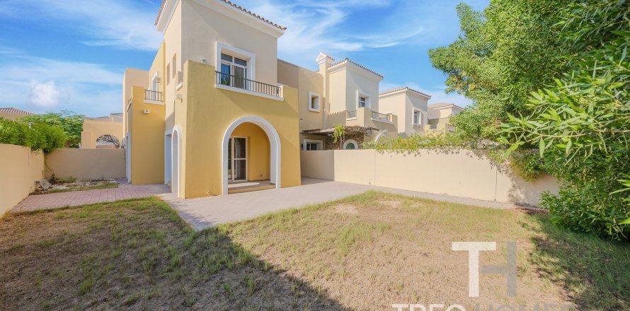 Вилла в Арабиан Ранчес, Дубай, 3 спальни, 371м², № 13382