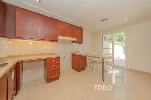 Купить виллу в Арабиан Ранчес, Дубай: 3 спальни, 371м², № 13382 - фото 6