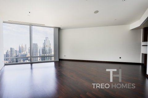 Apartment in Burj Khalifa, Dubai 2 bedrooms, 191 sq.m. № 13390 - photo 7