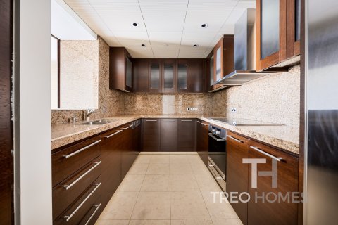 Apartment in Burj Khalifa, Dubai 2 bedrooms, 191 sq.m. № 13390 - photo 5