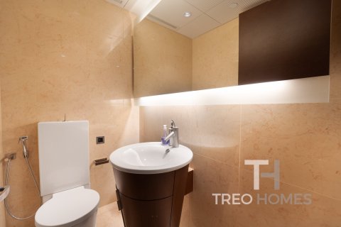 Apartment in Burj Khalifa, Dubai 2 bedrooms, 191 sq.m. № 13390 - photo 15