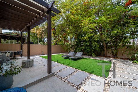 Villa en The Springs, Dubai, 3 dormitorios, 210 m², № 13377 - foto 12
