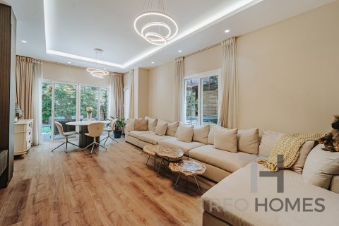 Villa en The Springs, Dubai, 3 dormitorios, 210 m², № 13377 - foto 2