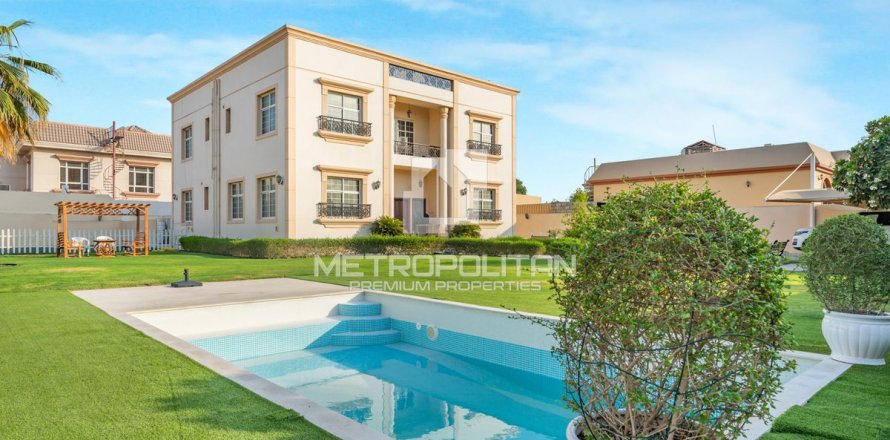 Villa à Al Barsha, Dubai, 5 chambres, 762 m², № 73588