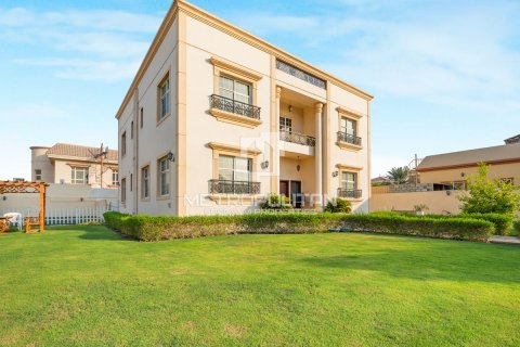Villa en Al Barsha, Dubai, 5 dormitorios, 762 m², № 73588 - foto 13
