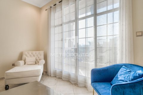 Villa en Al Barsha, Dubai, 5 dormitorios, 762 m², № 73588 - foto 21