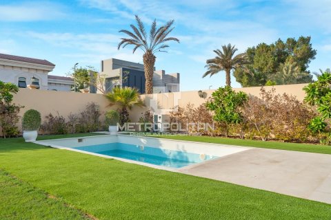 Villa en Al Barsha, Dubai, 5 dormitorios, 762 m², № 73588 - foto 8