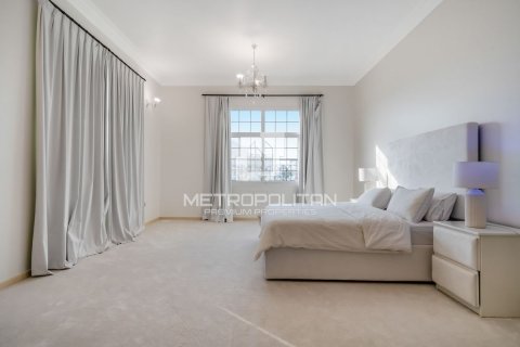 Villa en Al Barsha, Dubai, 5 dormitorios, 762 m², № 73588 - foto 22