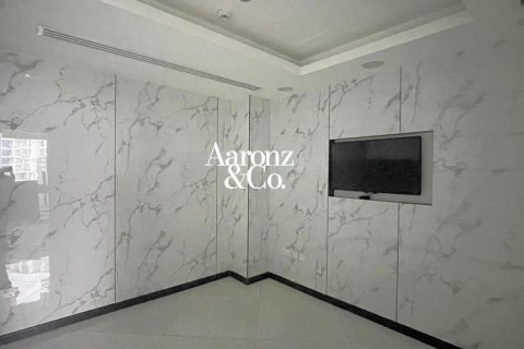 Office in Business Bay, Dubai 95 sq.m. № 115046 - photo 7