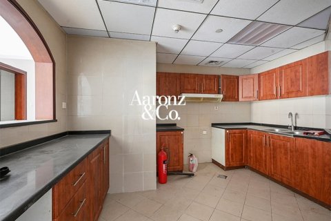 Apartment in Icon Tower 2, Jumeirah Lake Towers, Dubai 2 bedrooms, 122 sq.m. № 115044 - photo 7