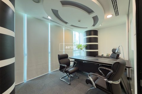 Office in Jumeirah Lake Towers, Dubai 186.1 sq.m. № 55479 - photo 12