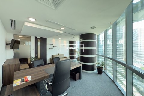 Office in Jumeirah Lake Towers, Dubai 186.1 sq.m. № 55479 - photo 3