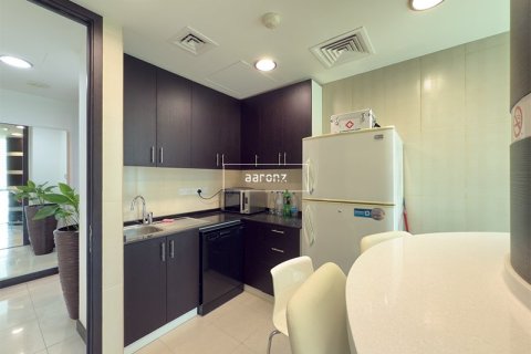 Office in Jumeirah Lake Towers, Dubai 186.1 sq.m. № 55479 - photo 19