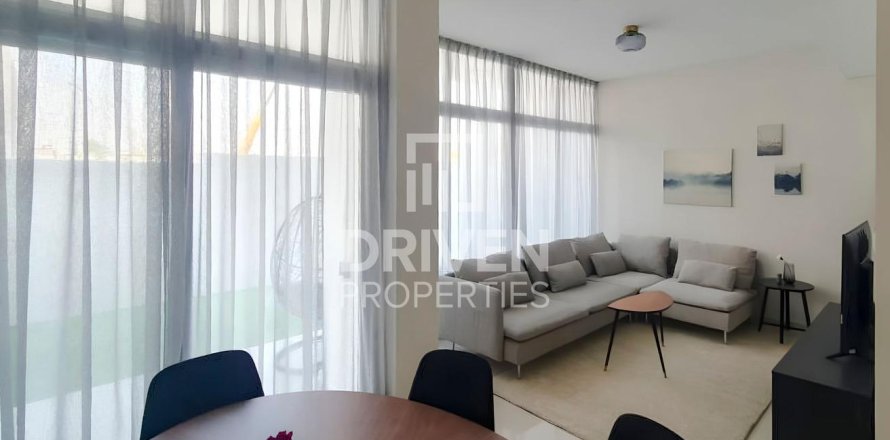 Townhouse in Dubai 3 bedrooms, 112.23 sq.m. № 138675