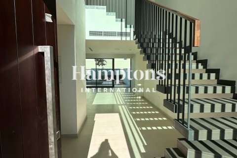 Villa in Al Manara, Jumeirah Village Triangle, Dubai 4 bedrooms, 255.51948217 sq.m. № 85409 - photo 22