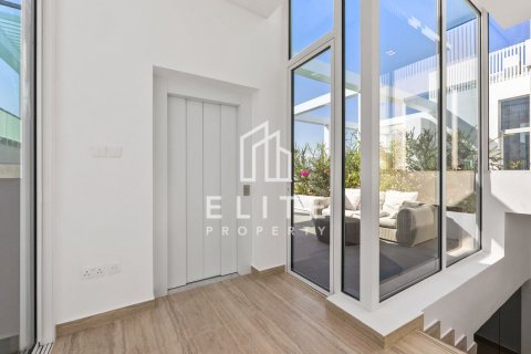 فيلا في دبي 4 غرف نوم رقم 85431 - صورة 12