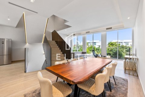 فيلا في دبي 4 غرف نوم رقم 85431 - صورة 17