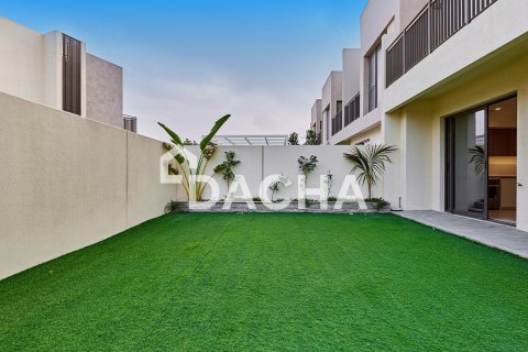 Villa in EMAAR South, Dubai South (Dubai World Central), Dubai 4 bedrooms, 309 sq.m. № 111636 - photo 3