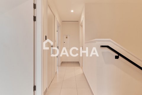 Villa in EMAAR South, Dubai South (Dubai World Central), Dubai 4 bedrooms, 309 sq.m. № 111636 - photo 19