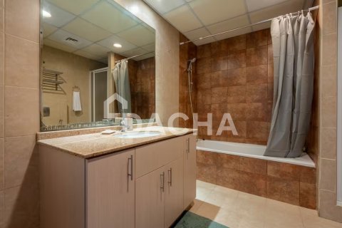Apartment in MAG 218, Dubai Marina, Dubai 2 bedrooms, 160 sq.m. № 111633 - photo 12