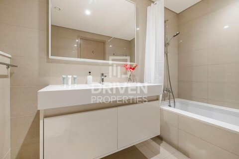 Apartment in Downtown Dubai (Downtown Burj Dubai), Dubai 2 bedrooms, 92 sq.m. № 20173 - photo 12