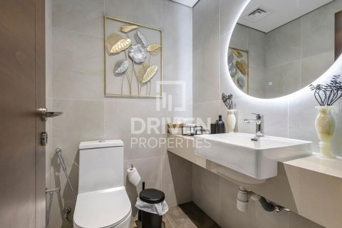 Apartment in Dubai Land, Dubai 2 bedrooms, 122 sq.m. № 20170 - photo 8