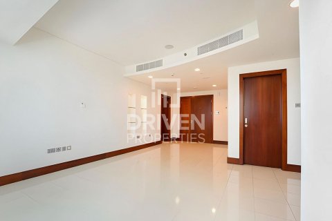 Apartment in World Trade Center, Dubai 2 bedrooms, 112 sq.m. № 20160 - photo 3