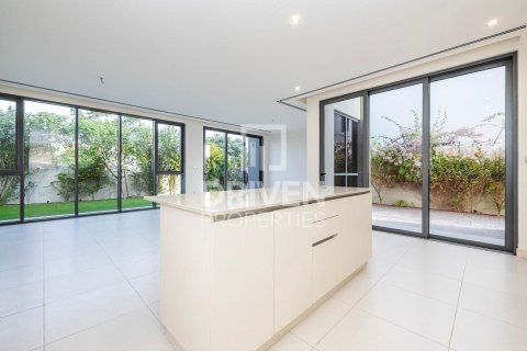 Снять в аренду виллу в Sidra Villas, Дубай Хилс Эстейт, Дубай: 4 спальни, 301м², № 20582 - фото 3