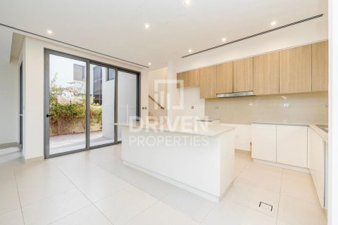 Снять в аренду виллу в Sidra Villas, Дубай Хилс Эстейт, Дубай: 4 спальни, 301м², № 20582 - фото 6