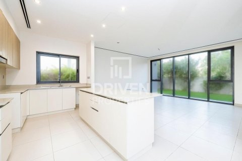 Снять в аренду виллу в Sidra Villas, Дубай Хилс Эстейт, Дубай: 4 спальни, 327м², № 20581 - фото 2