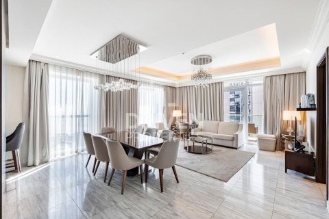Apartamento en The Address Residence Fountain Views, Downtown Dubai (Downtown Burj Dubai), Dubai, 4 dormitorios, 184 m², № 20677 - foto 2