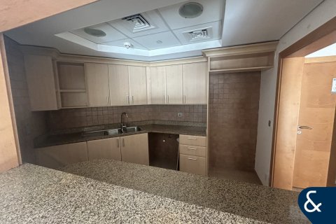 Apartment in Shoreline Apartments, Palm Jumeirah, Dubai 1 bedroom, 106 sq.m. № 76202 - photo 5