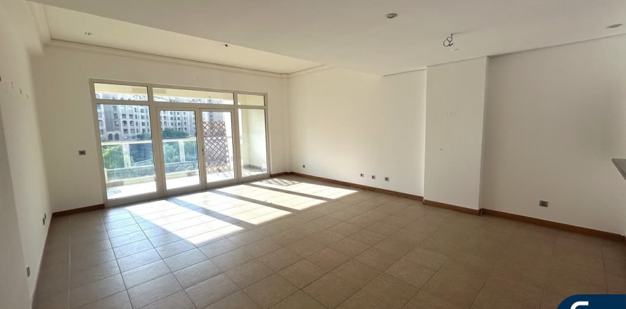 Apartment in Shoreline Apartments, Palm Jumeirah, Dubai 1 bedroom, 106 sq.m. № 76202