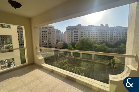 Apartment in Shoreline Apartments, Palm Jumeirah, Dubai 1 bedroom, 106 sq.m. № 76202 - photo 12