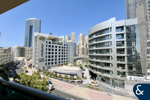 Apartment in The Belvedere, Dubai Marina, Dubai 2 bedrooms, 139 sq.m. № 76203 - photo 1