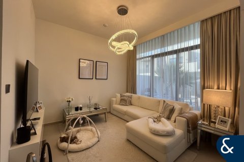 Villa in Sun, Arabian Ranches 3, Dubai 3 bedrooms, 129 sq.m. № 76228 - photo 8