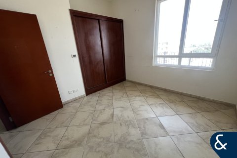 Снять в аренду квартиру в Motor City, Дубай: 3 спальни, 196м², № 76200 - фото 11