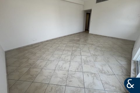 Снять в аренду квартиру в Motor City, Дубай: 3 спальни, 196м², № 76200 - фото 2