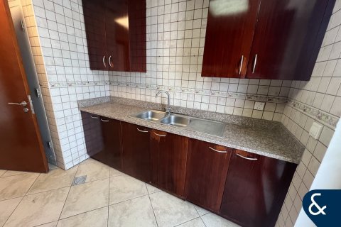 Снять в аренду квартиру в Motor City, Дубай: 3 спальни, 196м², № 76200 - фото 5