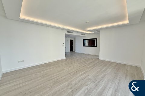 Apartment in Murjan, Jumeirah Beach Residence, Dubai 2 bedrooms, 122 sq.m. № 76227 - photo 2